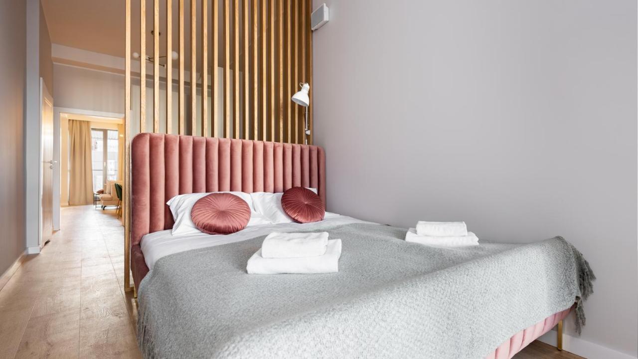 Flatbook - City Center Apartments Granaria Gdańsk Eksteriør billede