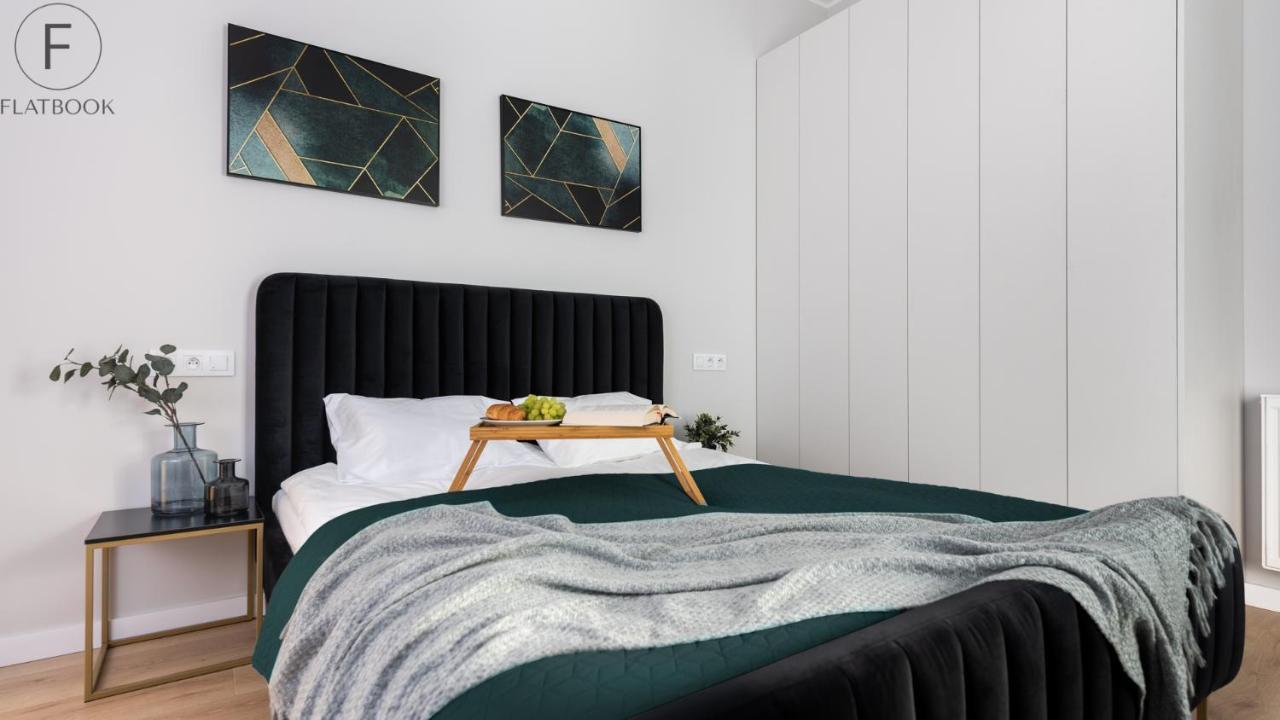 Flatbook - City Center Apartments Granaria Gdańsk Eksteriør billede